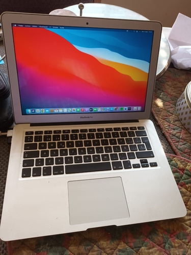 Apple Macbook Air