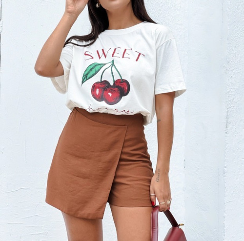 Camiseta Algodão Feminina Sweet Cherry T--shirt Cereja