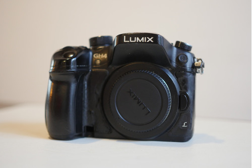 Panasonic Lumix Gh4 Dmc-gh4 Mirrorless 4k Camera Micro 4/3 