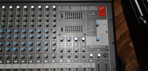 Consola Mixer Fender Potenciada 16 Canales - 600 W Rms.