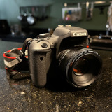 Câmera Canon T6i + 2 Lentes: 18-55mm E 50mm 1.8