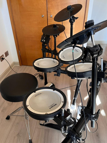 Batería Electrónica Roland Td-1dmk + Pedal + Sillín