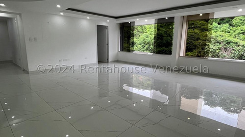 Apartamento En Venta En Santa Fe Norte Caracas Remodelado