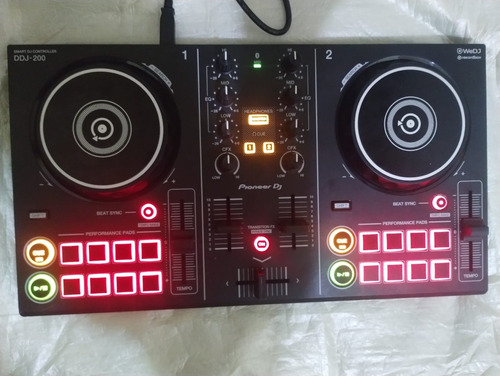 Controlador Dj Pioneer Ddj-200 Negro De 2 Canales + Funda