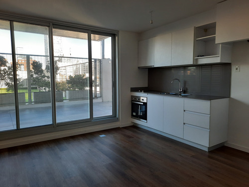 Venta Con Renta De Apartamento De 2 Dormitorios, Initium - Imagen 2