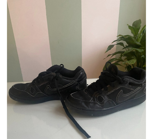 Zapatillas Nike Court Negras. Eur 35.5 