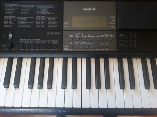 Teclado Musical Casio Ct-x Ct-x800 61 Teclas Preto 