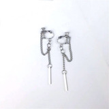 Pendientes De Cadena Para La Oreja, Sin Piercing, Con Person