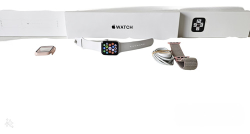 Apple Watch Se 40mm Segunda Generacion+ Caja Y Base De Carga