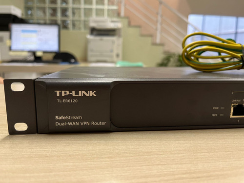 Roteador Tp-link Tl-er6120 Preto 100v/240v