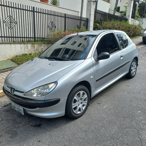 PEUGEOT 206 2004 1.0 BASICO 2 PORTAS COM VIDROS E TRAVAS 