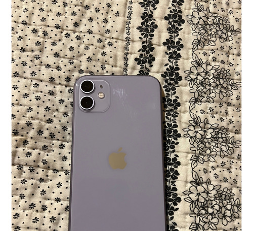 Apple iPhone 11 (128 Gb) - Morado