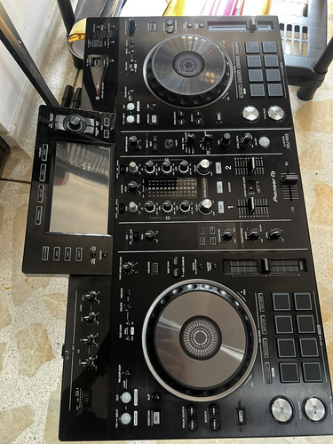 Controlador Dj Pioneer Xdj-rx2 Negro De 2 Canales 110v/240v