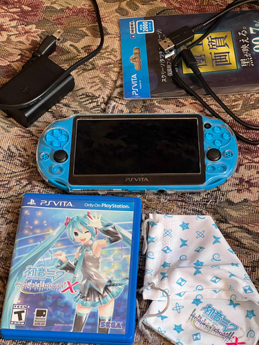 Psvita Aqua Blue Japonesa Incluye Juego Hatsune Miku Y Más