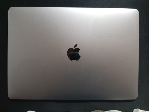 Macbook Pro 13  2019 I5 