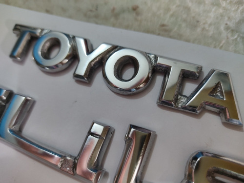 Emblema Toyota Corolla Gli 1.8 Metalico 3piezas Foto 6