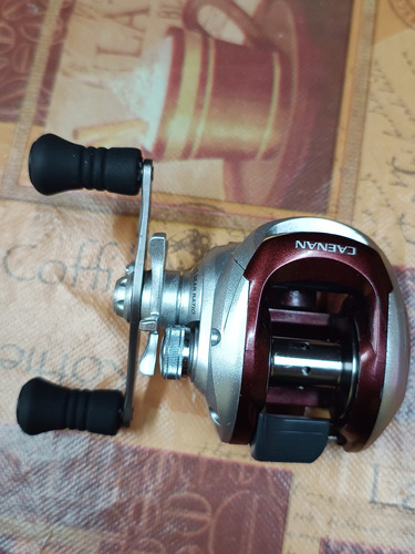 Carretilha Shimano Caenan 101 Esquerda Seminova 