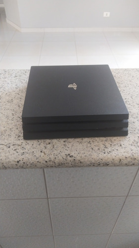 Ps4 Pro Semi-novo, 2 Controles E 2 Jogos