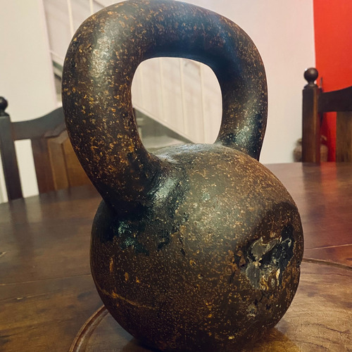 Pesa Rusa Kettlebell 16kg, Fundición Maciza Hierro.