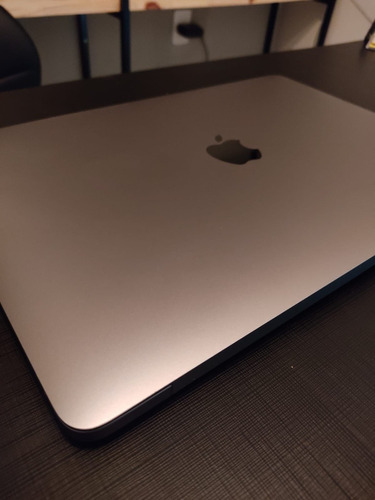 Apple Macbook Air M1 - Cinza-espacial