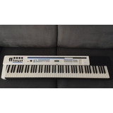 Piano Digital E Sintetizador Casio Privia Px5s + Capa
