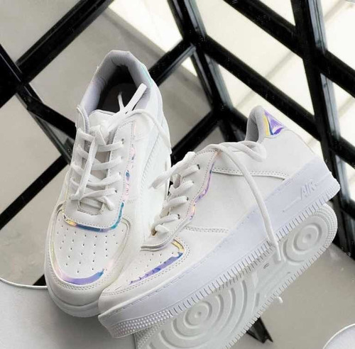 Zapatillas Sneakers Air Blancas Con Tornasol Ultra Livianas
