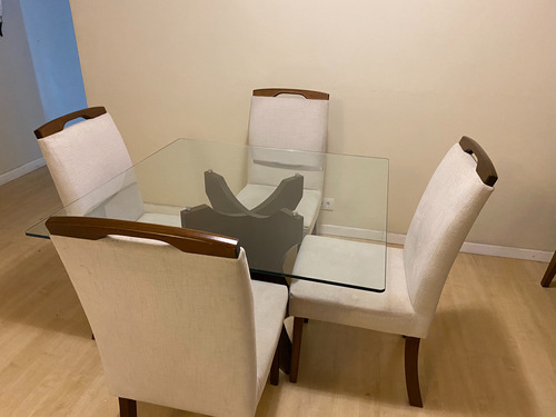 Mesa De Madeira E Vidro Para Sala De Jantar Com 4 Cadeiras