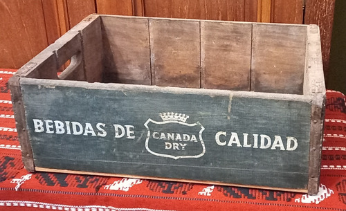 Antiguo Cajón De Madera De Bebidas Canada Dry