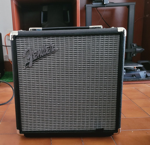 Amplificador De Bajo Fender Rumble 15