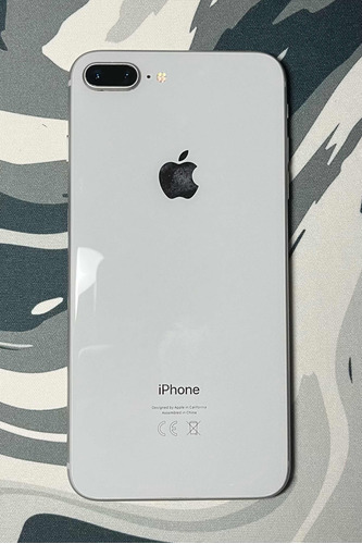 iPhone 8 Plus Silver White 256gb, Condición Batería 71%.
