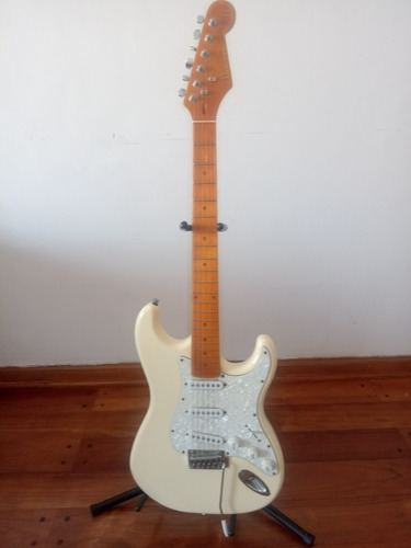 Guitarra Eléctrica Stratocaster Vintage - Midlland