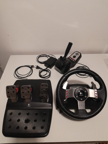 Volante Logitech G27 Impecable + Pedalera + Gearbox