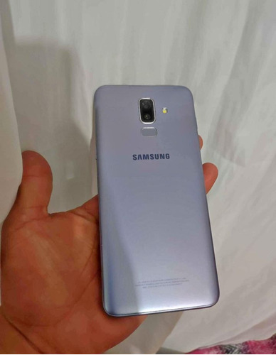 Samsung Galaxy J8 Plus 