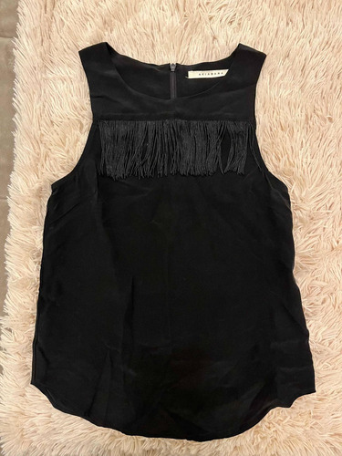 Musculosa De Seda Negra Con Flecos Akiabara Talle Xs