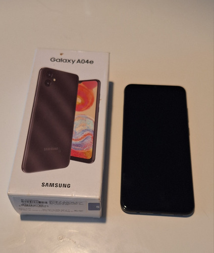 Celular Galaxy A04e Liberado. Negro, Impecable