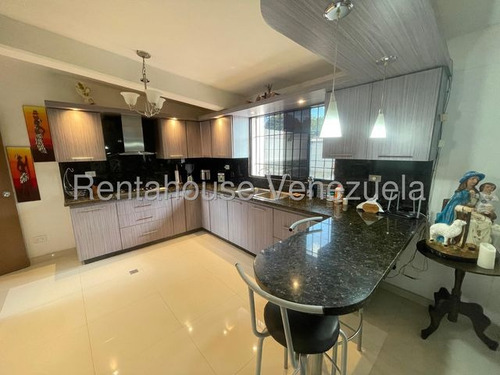 Ana Karina Molleja Vende Amplia Casa Con Piscina En Las Trinitarias, Zona Este , Barquismeto , Lara /akm