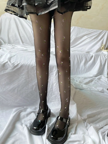 Medias Japonesas De Jacquard Finas Con Estampado Floral