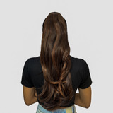 Cabelo Rabo De Cavalo Liso Repicado Bio Fibra 60cm Thalia Cor Preto Com Mechas Acobreadas F1b/30