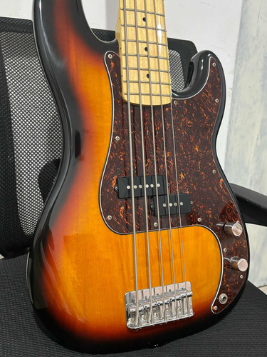Bajo Squier Fender Precisión Bass Vintage Modified  V