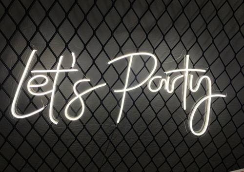Painel Neon Led Lets Party Instagram Iluminação Acrilic 80cm