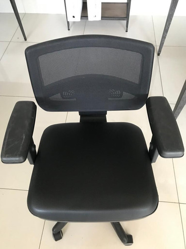 Cadeiras Giratórias Para Escritórios - Plaxmetal