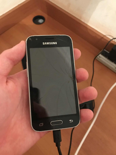 Samsung Galaxy J1 Mini ( Só Trocar Que Voltará A Funcionar )