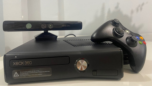 Microsoft Xbox 360 S 4gb Preto Bloqueado - Original + Kinect 