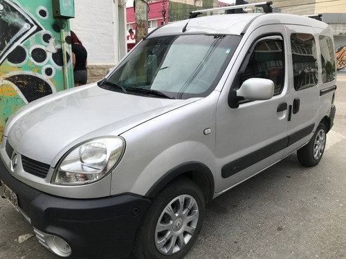 Oportunidad Renault Kangoo 2012 1.6 Nafta Authentic Plus 7as