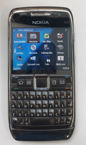 Celular Nokia E71  