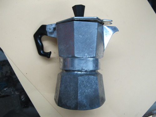 Antigua Mini  Cafetera Italiana Express 11 Cms.