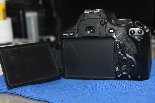 Camara Canon T3i - 600d (para Repuestos)