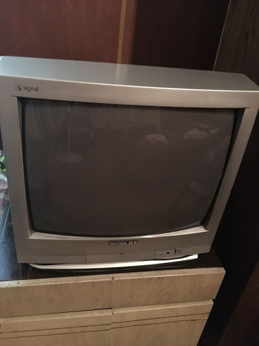 Televisor Noblex 20'