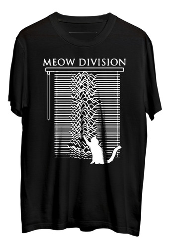 Mew Division  . Gato . Polera . Mucky 