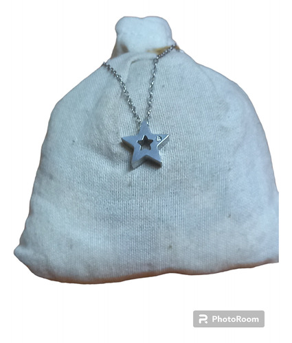 Collar Estrella Maciza Calada C/ Strass En Acero-quirurgico 